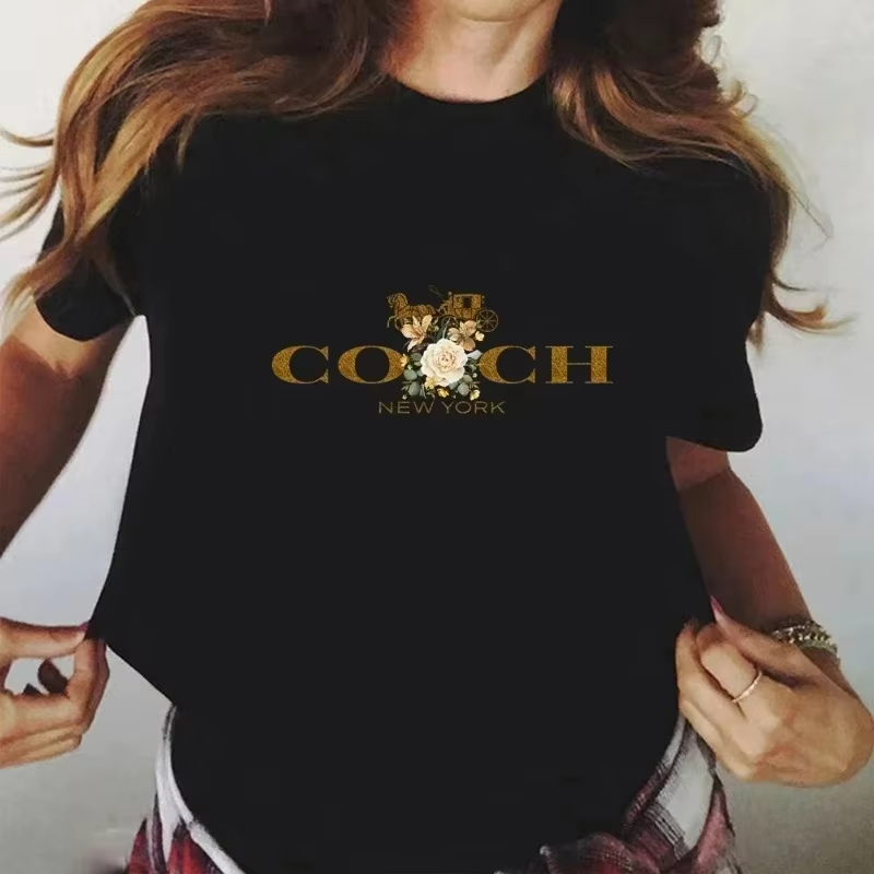Streetwear Brand With Flowers - Camiseta Premium com Logo de Flores