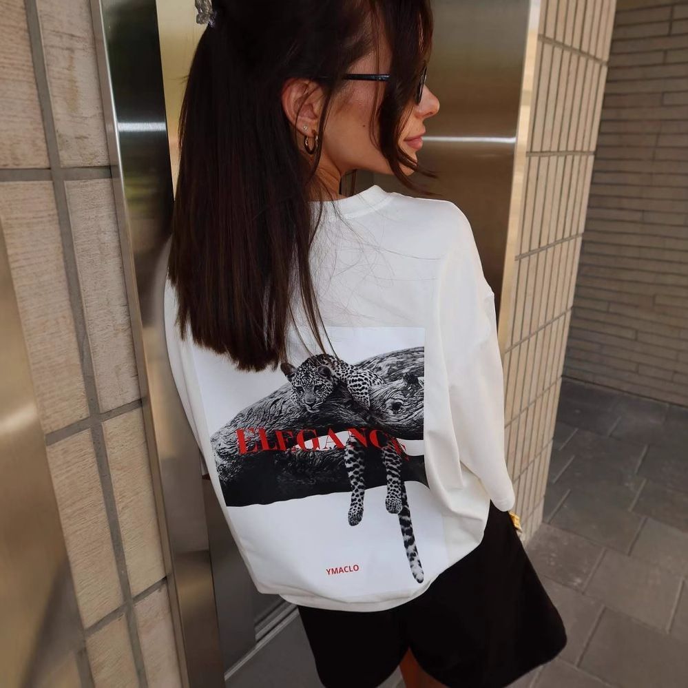 Camiseta Branca Minimalista co - Streetwear Brand Graphic Designer avaliação e preço