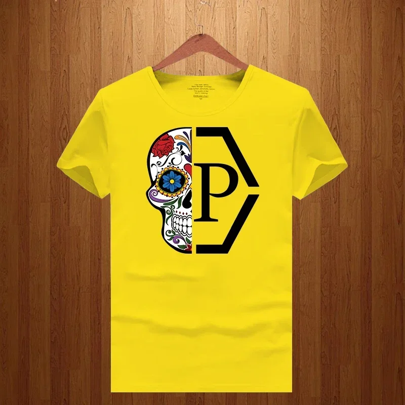 Camiseta Unissex de Luxo com E - Streetwear Brand With Flowers avaliação e preço